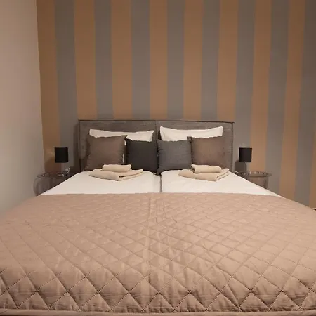 Sweet House Republic *