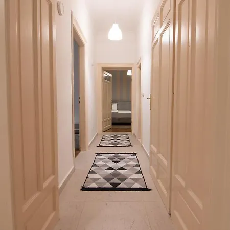 Sweet House Republic