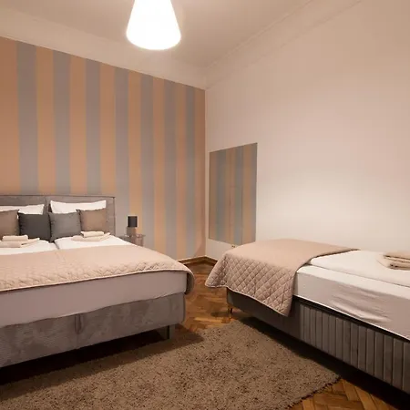 Sweet House Republic *