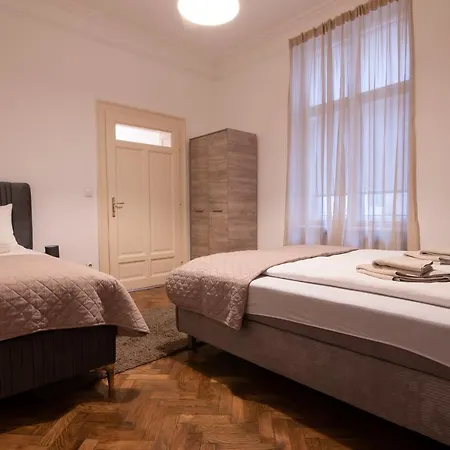 Sweet House Republic