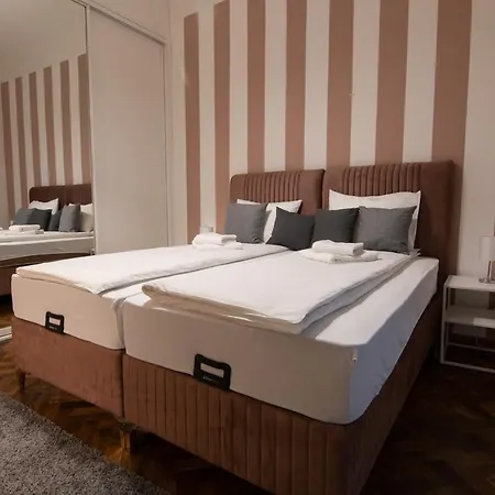 Sweet House Republic