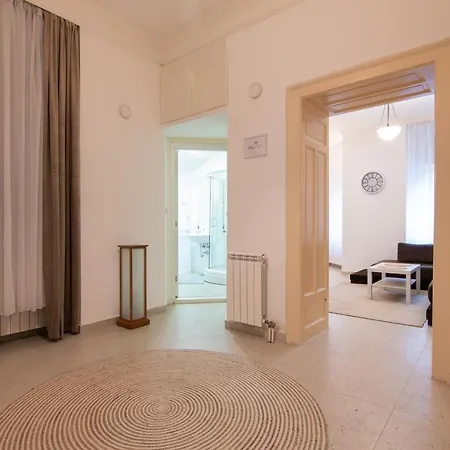 Sweet House Republic *